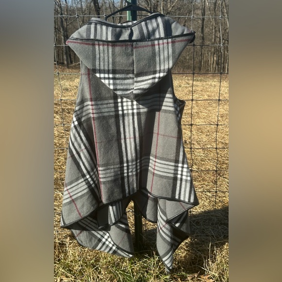 Hooded Poncho-like new: Quagga-Stylish-Plaid - Picture 3 of 5